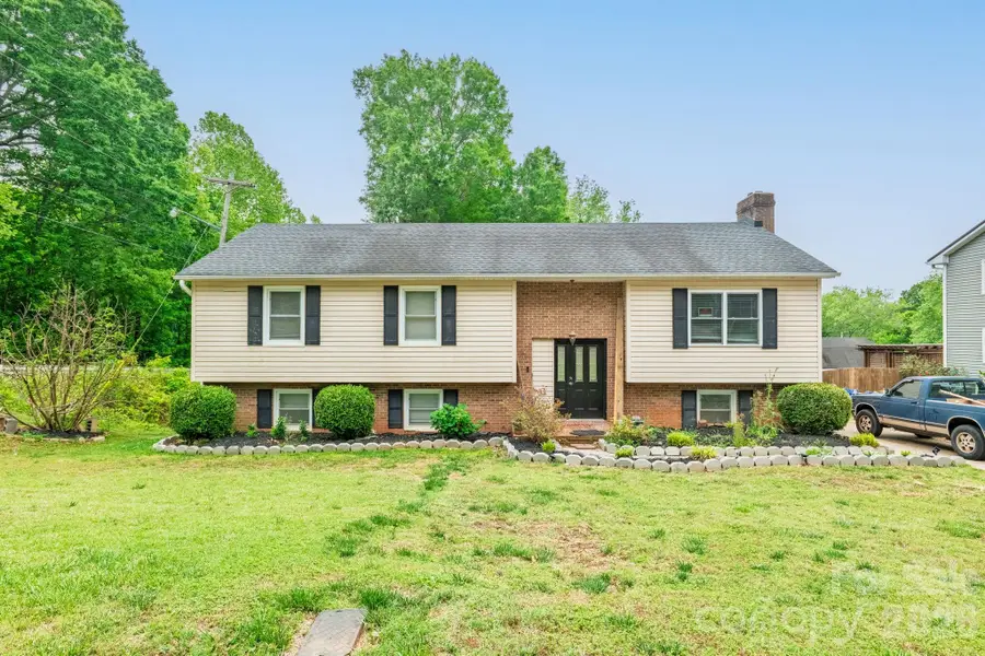501 Old Farm Road, Statesville, NC 28625 - #2