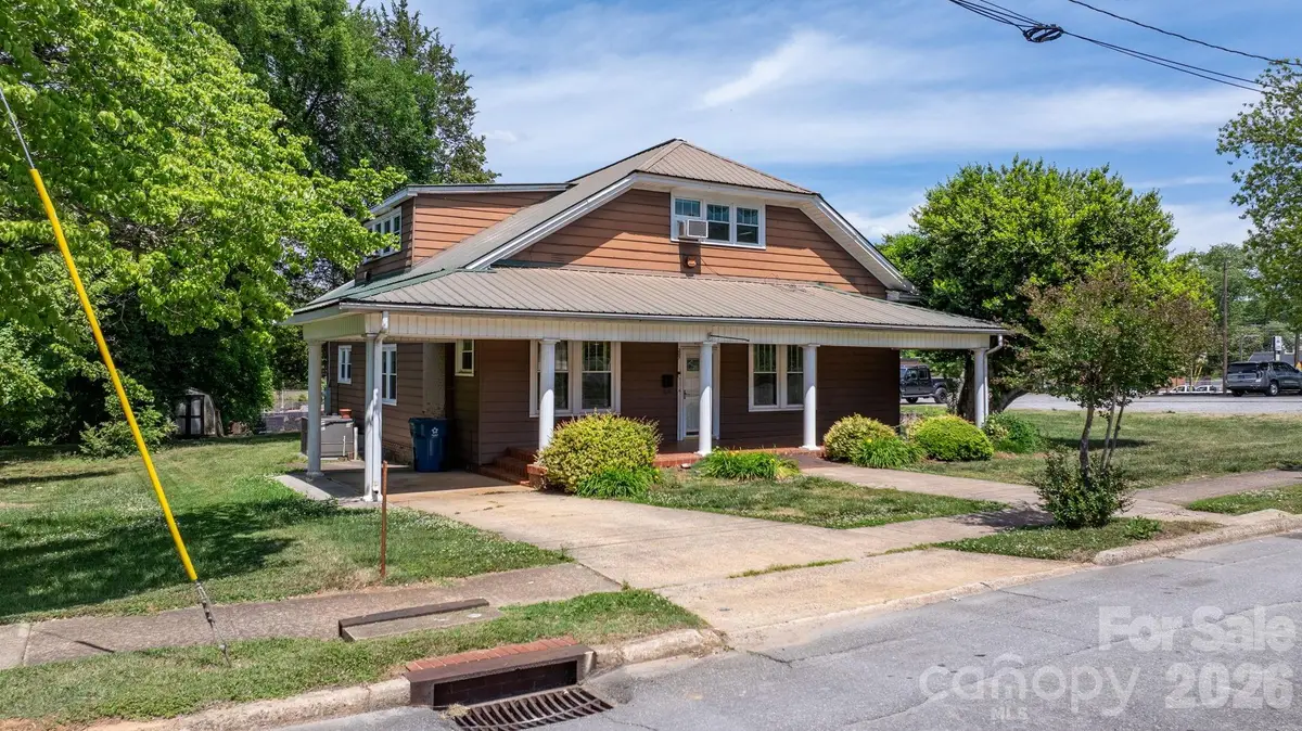 207 W Main Street, Maiden, NC 28650 - #1