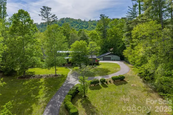 19 Chipping Green Drive, Arden, NC 28704