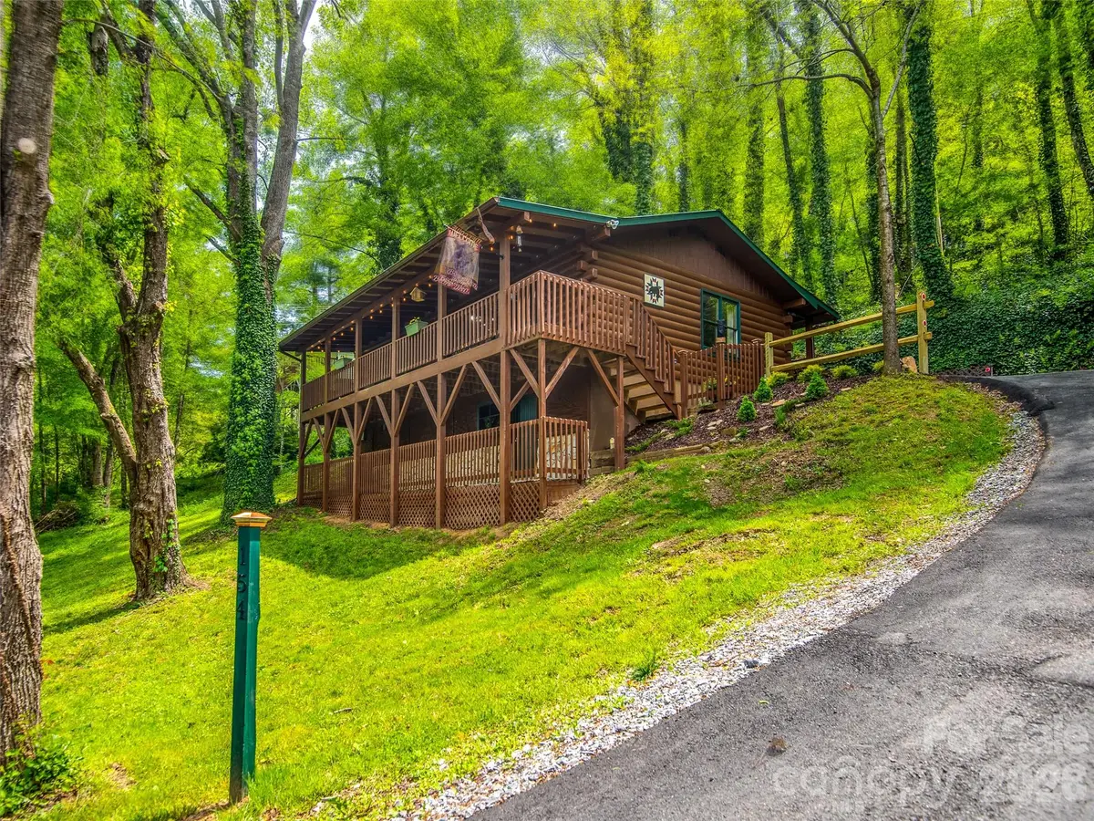 154 Cedarwood Drive, Waynesville, NC 28785 - #1