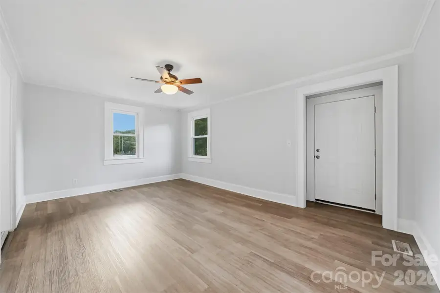 912 S Center Street, Hickory, NC 28602 - #3