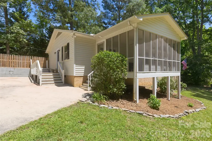609 Davis Street, Lancaster, SC 29720 - #3