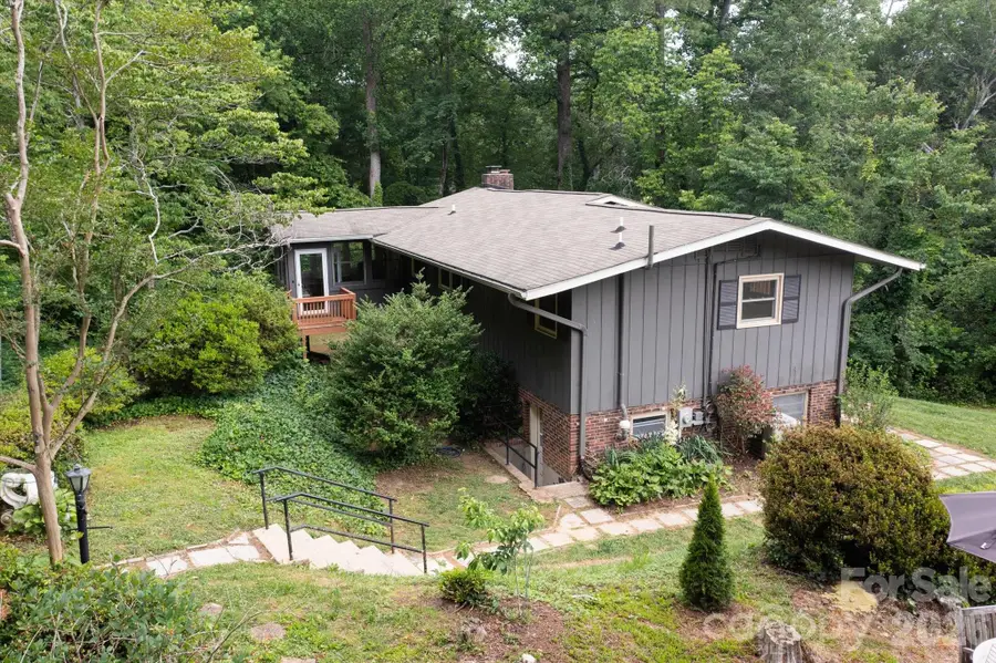 132 E Whisperwood Circle, Hendersonville, NC 28791 - #2