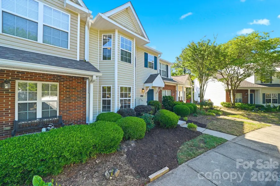 687 Rock Lake Glen, Fort Mill, SC 29715 - #3