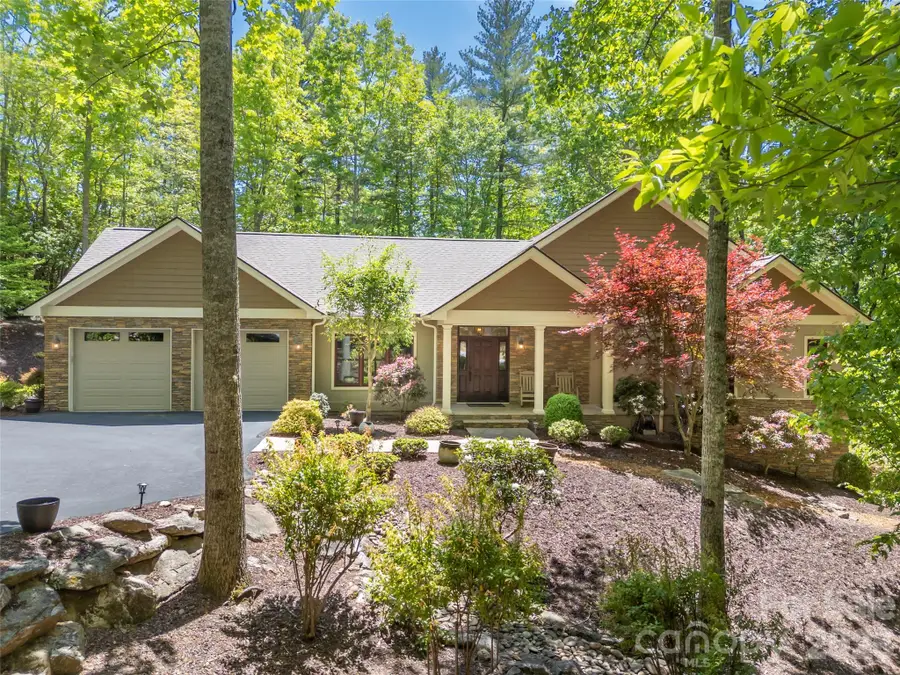 100 Falls Summit Road, Hendersonville, NC 28739 - #2