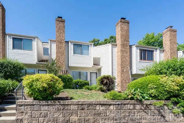 10969 Carmel Crossing Road, Charlotte, NC 28226