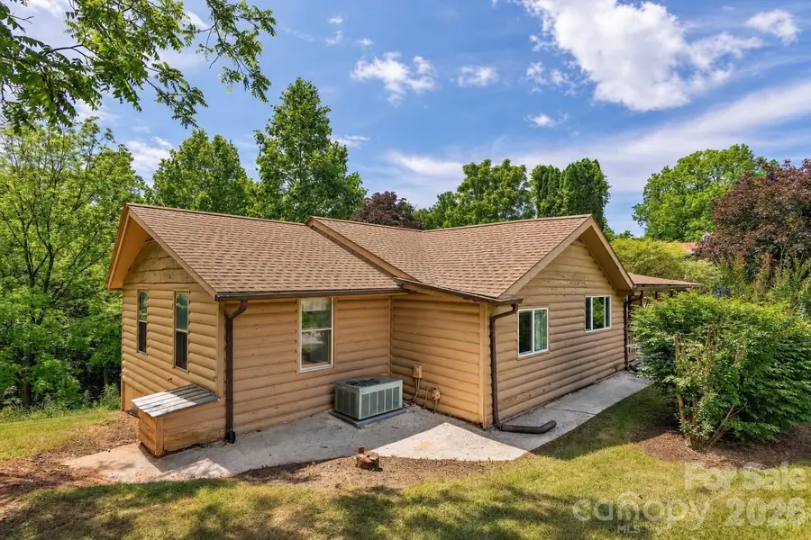 185 Indian Springs Road, Clyde, NC 28721 - #2