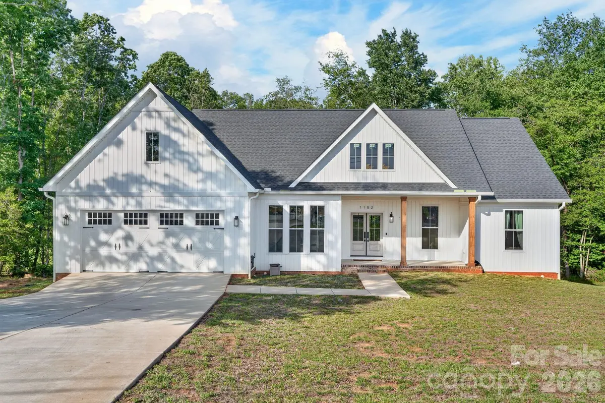 1182 Cape Hickory Road, Hickory, NC 28601 - #1