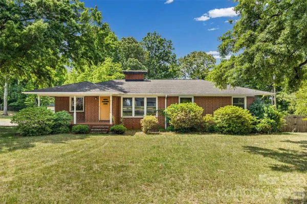 7233 Tuckaseegee Road, Charlotte, NC 28214