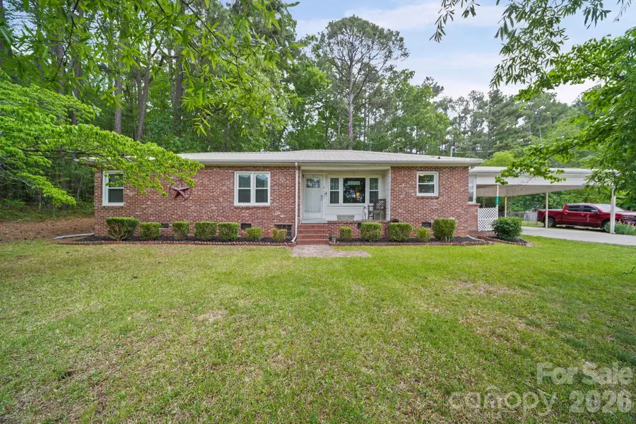 303 E Allenton Street, Mount Gilead, NC 27306 - #2