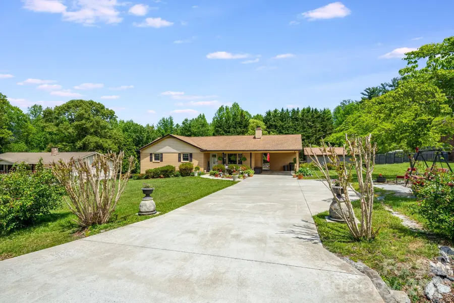 458 Beach Drive, Hendersonville, NC 28792 - #2