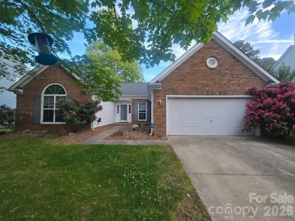 8418 Red Cypress Court, Charlotte, NC 28216