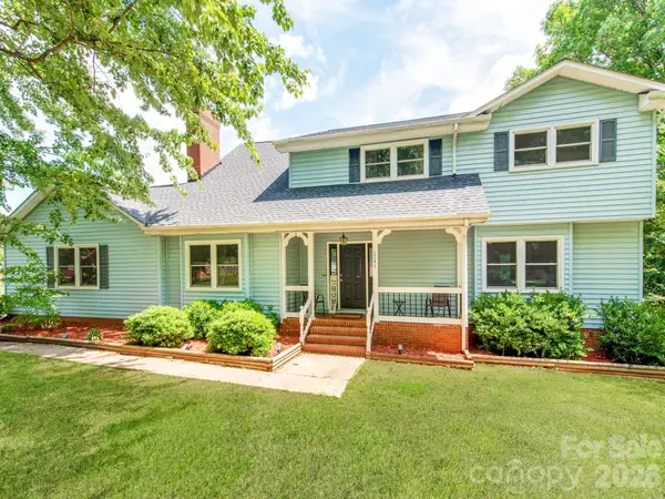 1741 Lexington Place Nw, Concord, NC 28027
