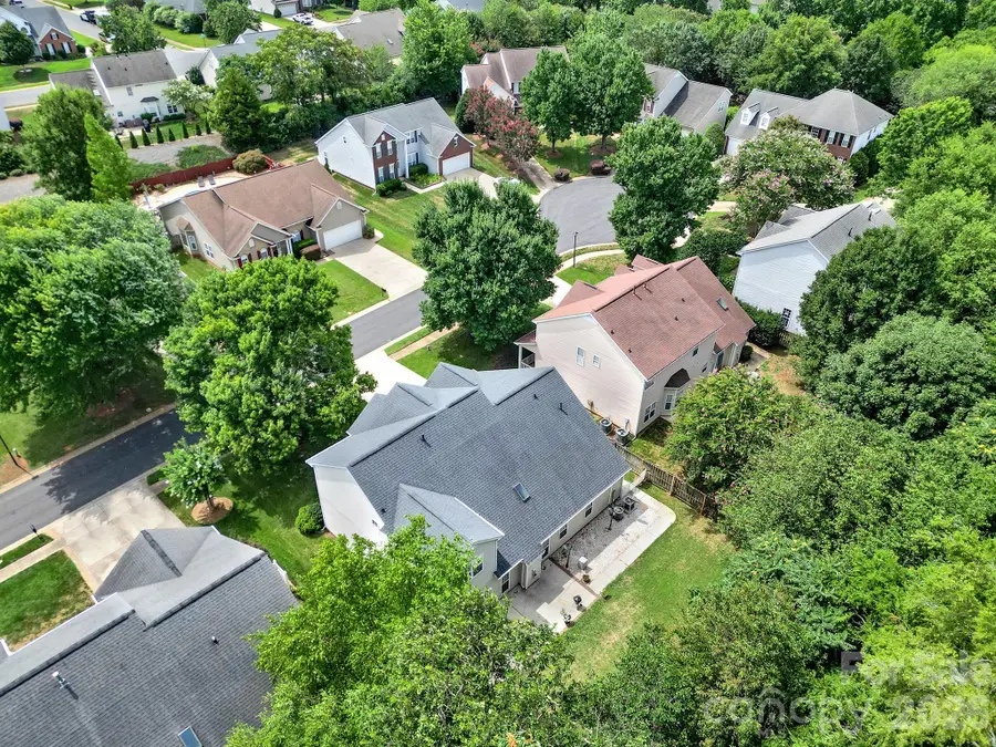 10918 Chamberlain Hall Court, Charlotte, NC 28277 - #3