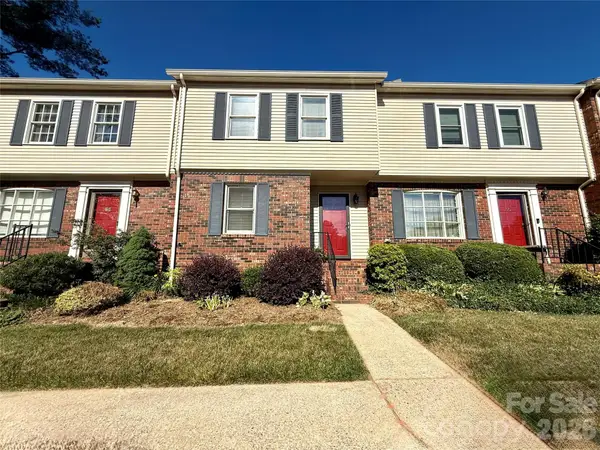 2705 North Street Nw #65, Hickory, NC 28601