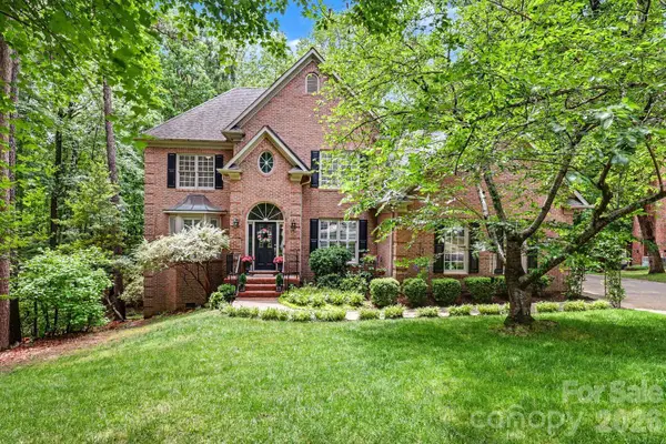 1218 Gateshead Lane, Matthews, NC 28105