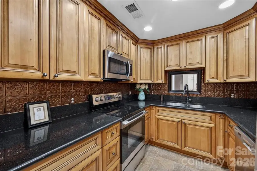140 Lake Concord Road Ne #A10, Concord, NC 28025 - #3