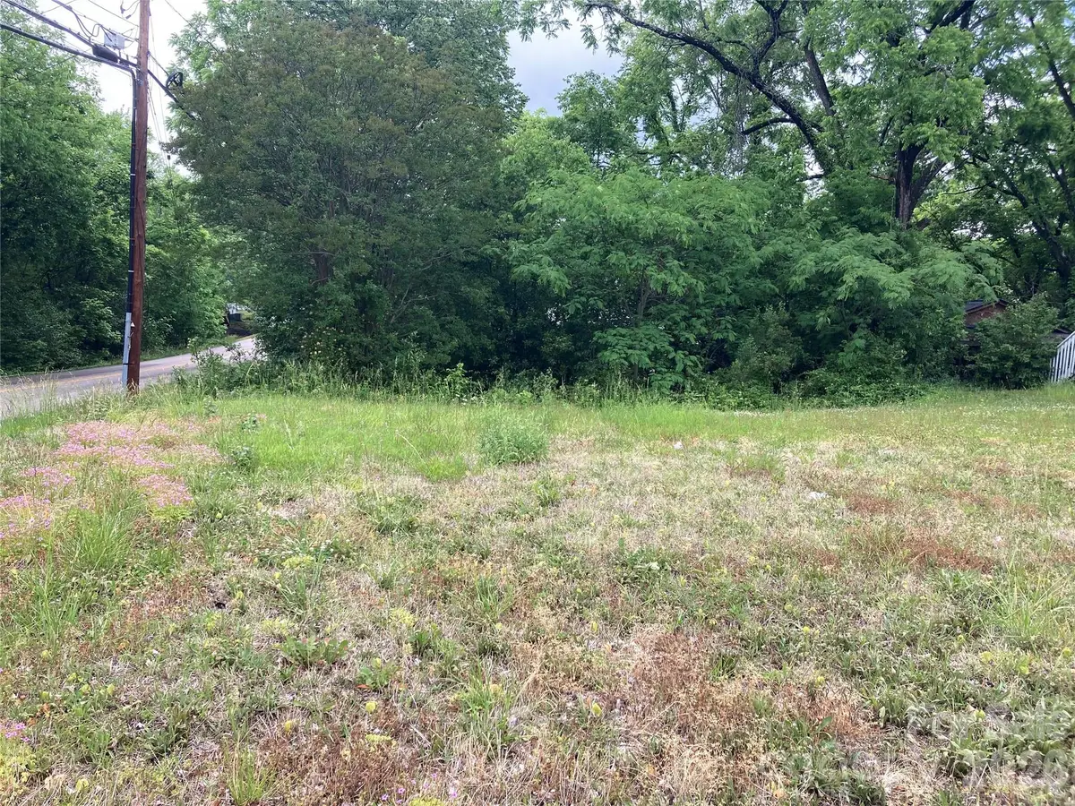 610 S Yadkin Avenue S, Spencer, NC 28159 - #1
