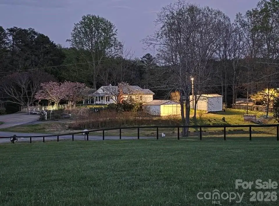 620 Smith Waldrop Road, Columbus, NC 28722 - #1