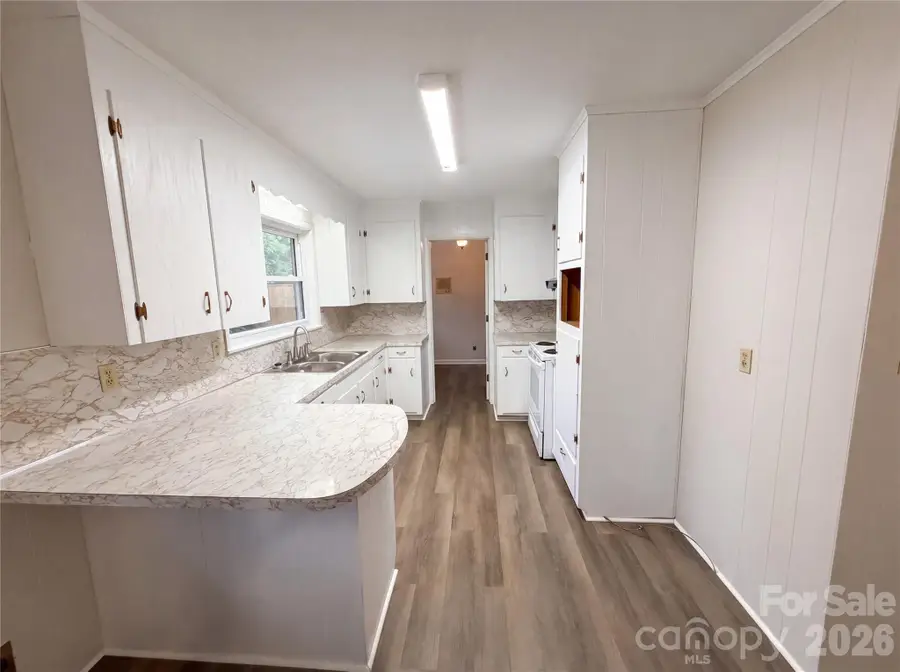 128 Greenview Drive, Kannapolis, NC 28081 - #2