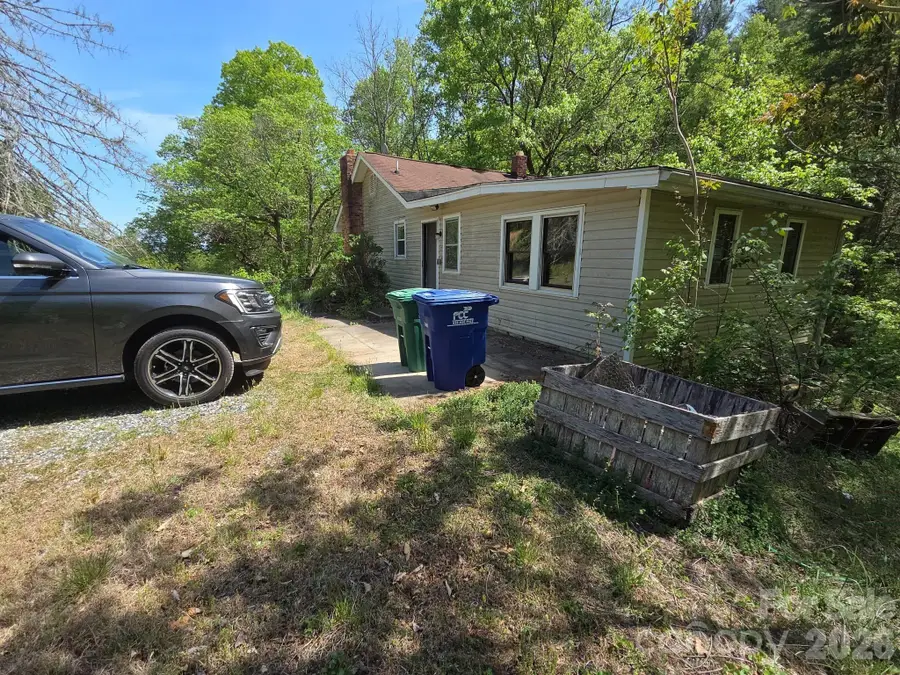 208 Mckinnish Cove Road, Asheville, NC 28806 - #3