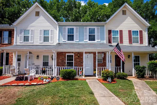 6137 Windsor Gate Lane, Charlotte, NC 28215