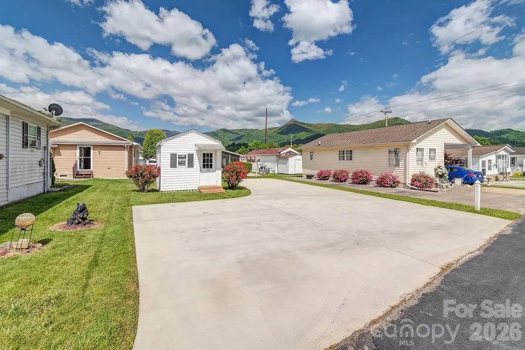 158 Summer Place Drive, Waynesville, NC 28785 - #1