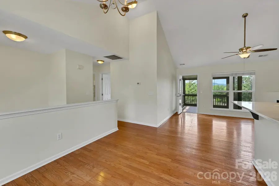 85 Rotunda Circle, Asheville, NC 28806 - #3