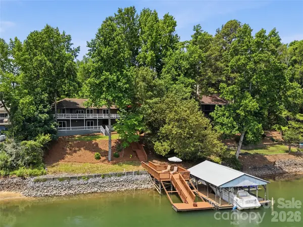 1113 Palmyra Drive, Tega Cay, SC 29708