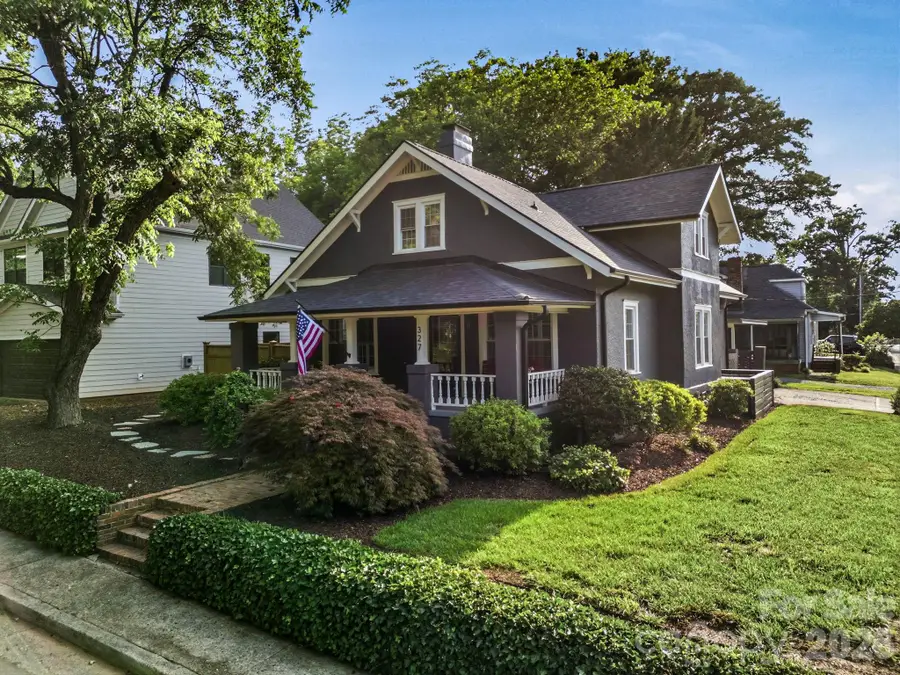 327 Campus Street, Charlotte, NC 28216 - #2