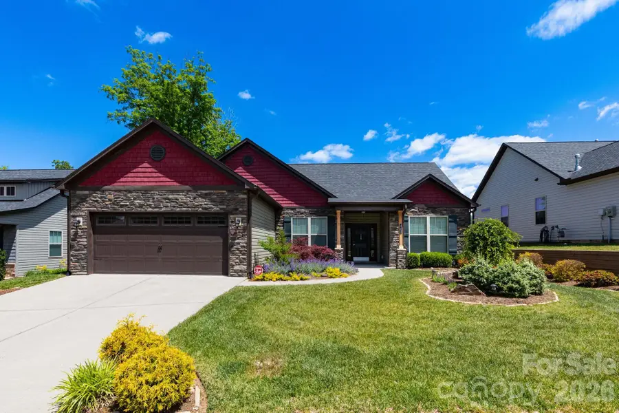 407 Bell Lily Drive, Weaverville, NC 28787 - #2