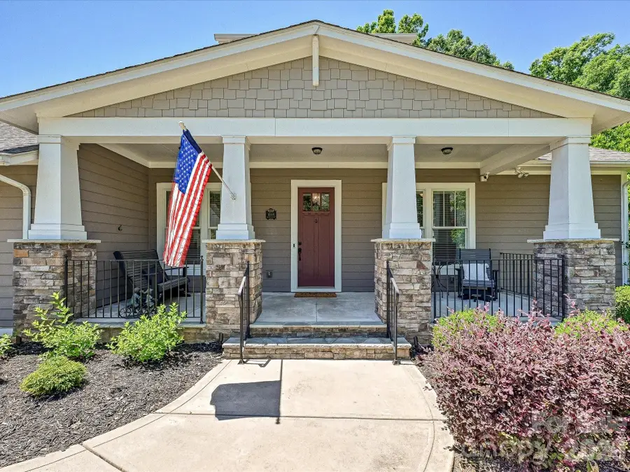 1044 Wessington Manor Lane, Fort Mill, SC 29715 - #2