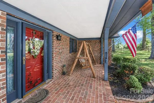 156 Monte Vista Road, Statesville, NC 28625
