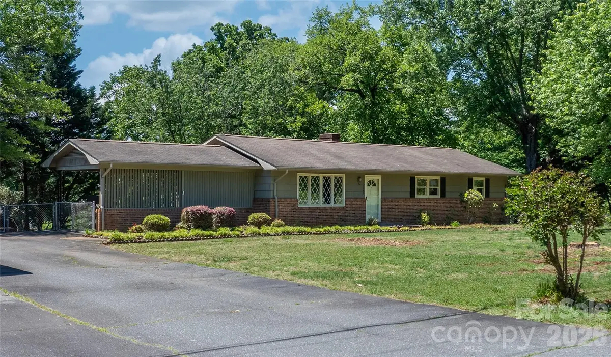 1328 Amherst Road, Morganton, NC 28655 - #1