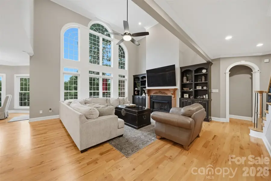 151 43rd Avenue Drive Nw, Hickory, NC 28601 - #3