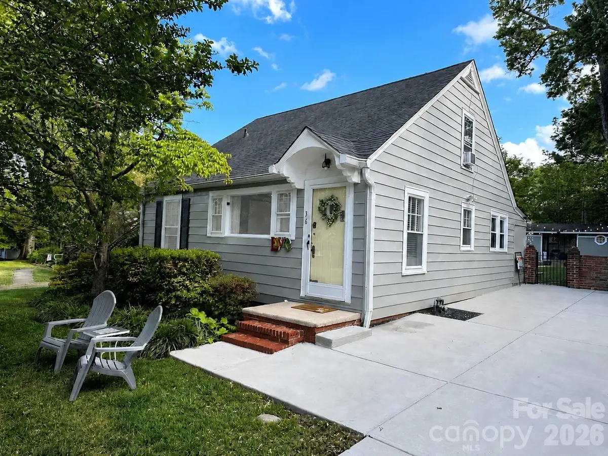 36 20th Avenue Ne, Hickory, NC 28601 - #1
