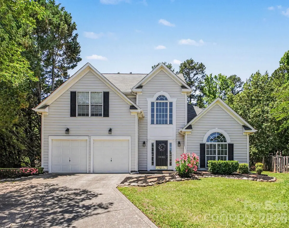 8800 Cavonnier Lane, Charlotte, NC 28216 - #1