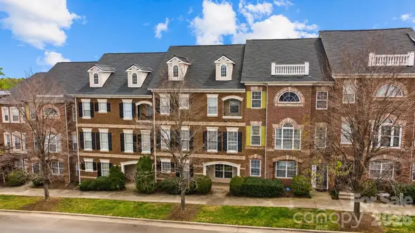 9417 Kings Parade Boulevard, Charlotte, NC 28273