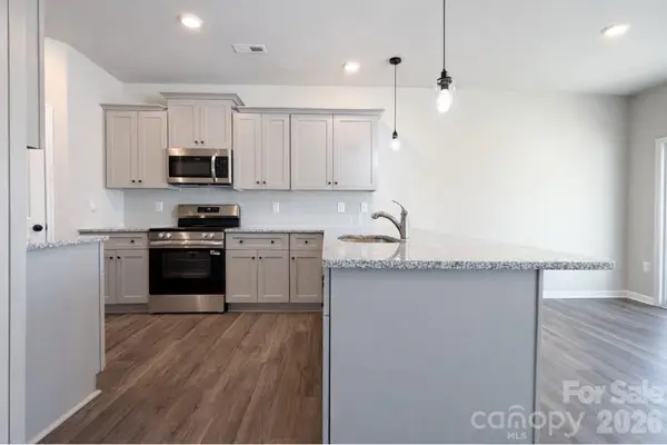 4725 Muskogee Drive, Charlotte, NC 28227