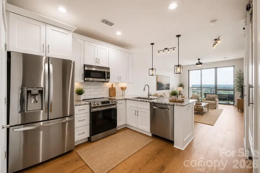 333 W Trade Street W #2002, Charlotte, NC 28202 - #2