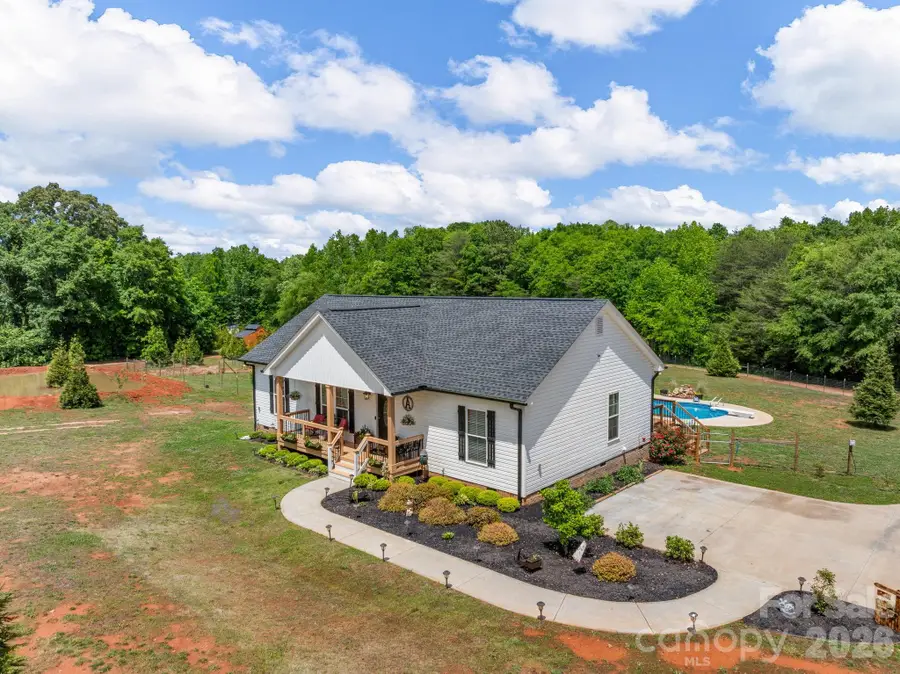 1076 Mcswain Road, Chesnee, SC 29323 - #2