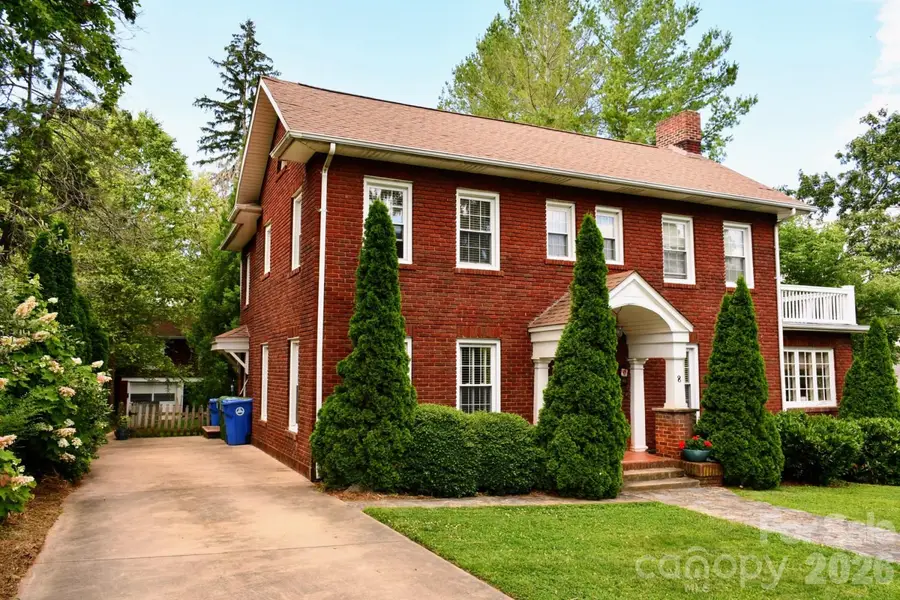 8 Colonial Place, Asheville, NC 28804 - #2