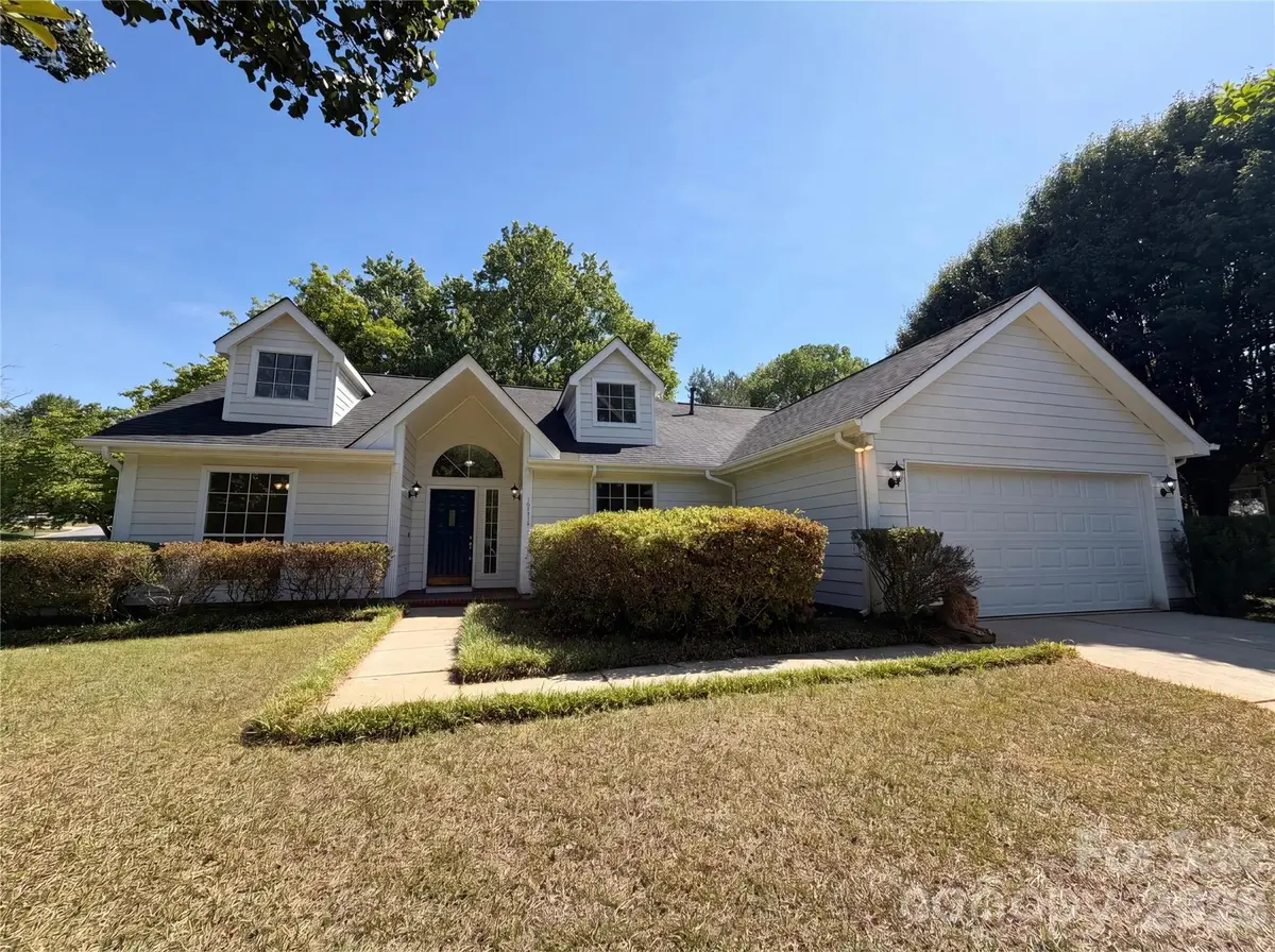 10530 Southern Oak Court, Charlotte, NC 28214 - #1
