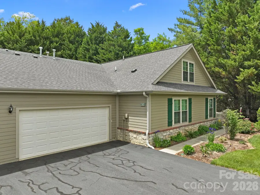 11 Outlook Circle, Swannanoa, NC 28778 - #2