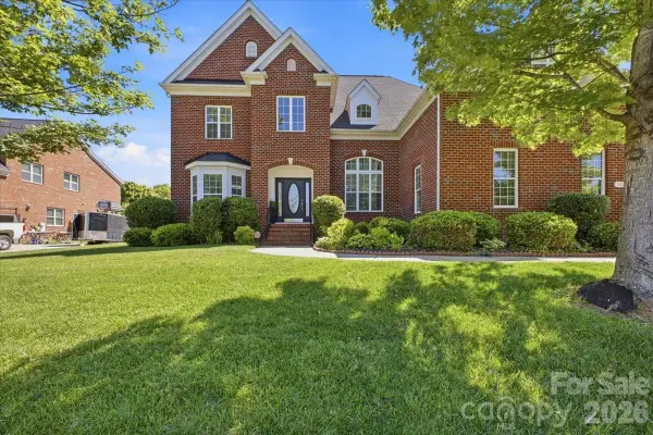 1825 Laveta Road, Charlotte, NC 28269