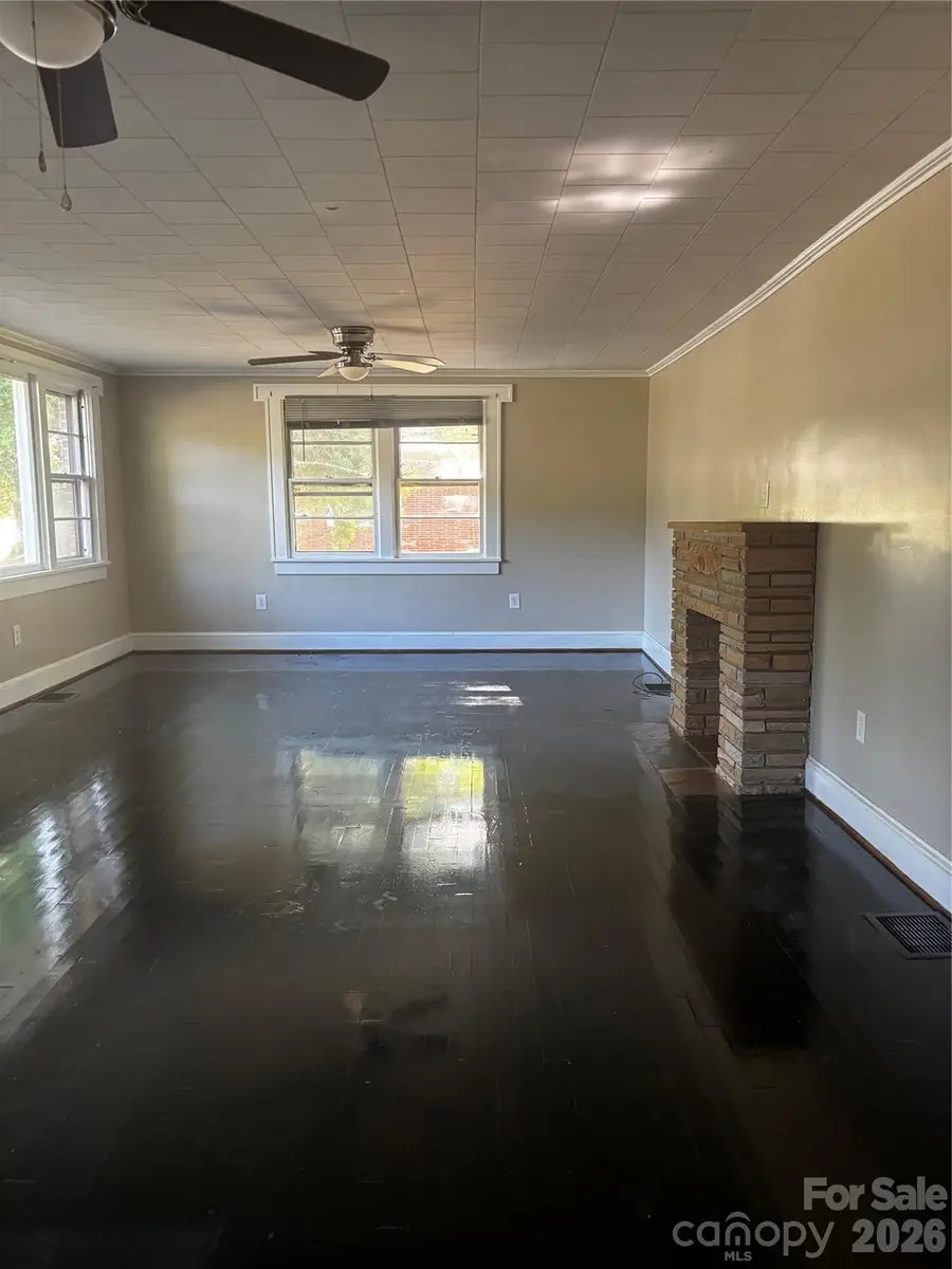 907 Maple Avenue, Salisbury, NC 28144 - #3
