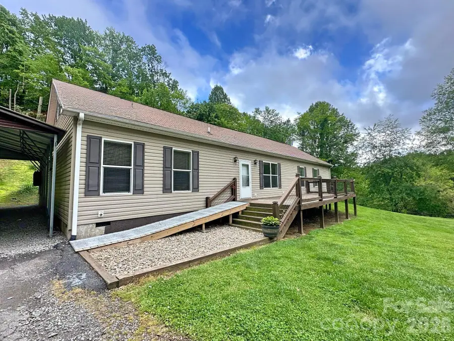 10 Betty's Drive, Waynesville, NC 28786 - #2