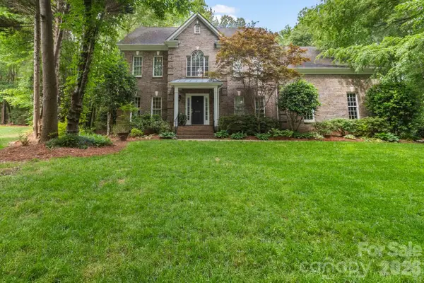 4415 Everclear Court, Charlotte, NC 28216