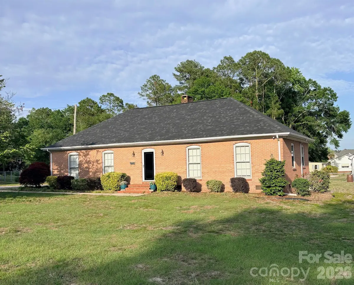 502 Jefferson Street, Bennettsville, SC 29512 - #1