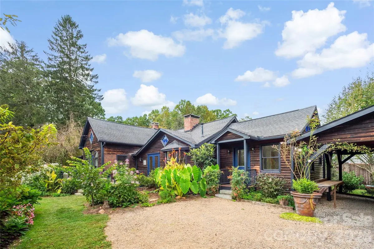 528 Padgettown Road, Black Mountain, NC 28711 - #1